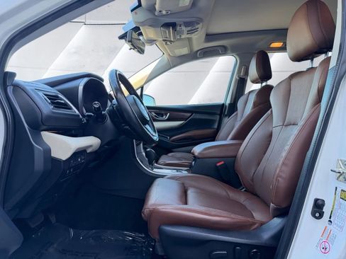 Used 2019 Subaru Ascent Touring w/ Popular Package #2 AWD/4WD image 9