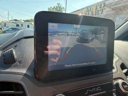 Used 2022 Ford Transit Connect XLT FWD image 17