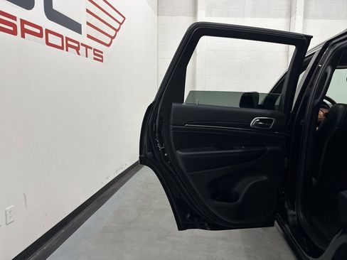 Used 2019 Jeep Grand Cherokee Limited AWD/4WD image 52