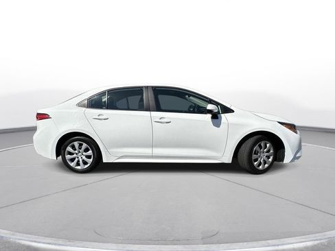 Used 2024 Toyota Corolla LE image 5