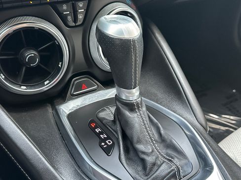 Used 2016 Chevrolet Camaro LT RWD image 32