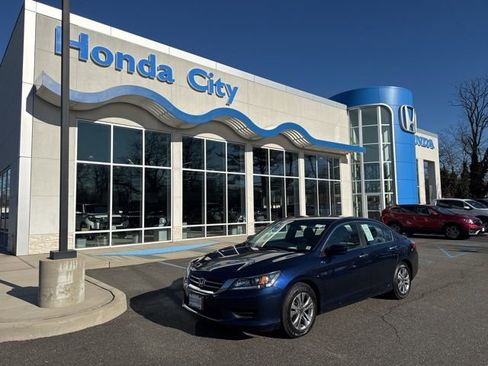 Used 2014 Honda Accord LX image 2