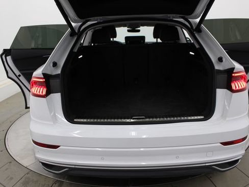 Used 2022 Audi Q8 Premium Plus w/ Premium Plus Package AWD/4WD image 46