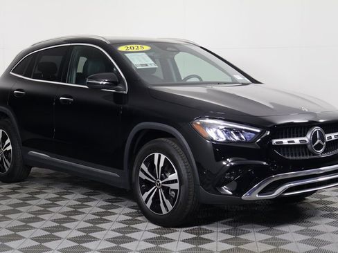 Certified 2025 Mercedes-Benz GLA 250 image 3