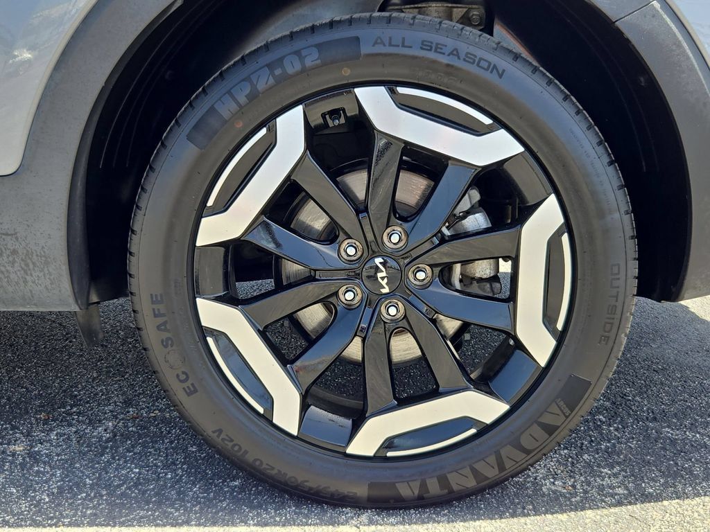 Used 2025 Kia Telluride S AWD/4WD image 27