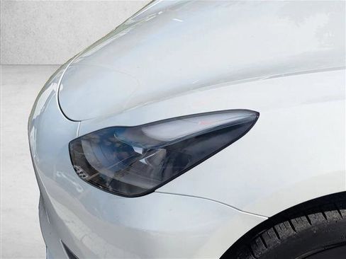 Used 2022 Tesla Model 3 Performance image 14