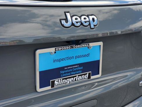 Used 2023 Jeep Compass Latitude w/ Sun and Sound Group AWD/4WD image 33