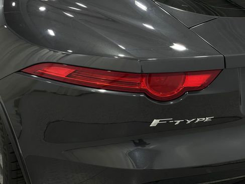 Used 2016 Jaguar F-TYPE S image 31