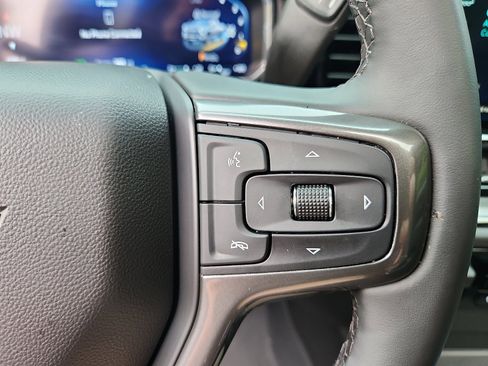 Used 2026 Chevrolet Silverado 2500 ZR2 AWD/4WD image 24