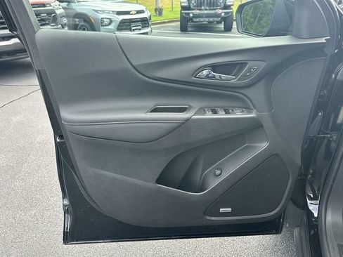 Certified 2024 Chevrolet Equinox RS w/ RS Leather Package FWD image 23