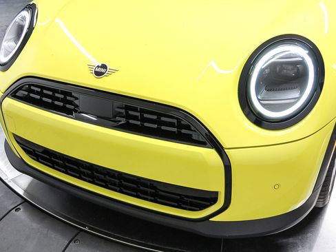 New 2026 MINI Cooper 2-Door Hardtop image 11