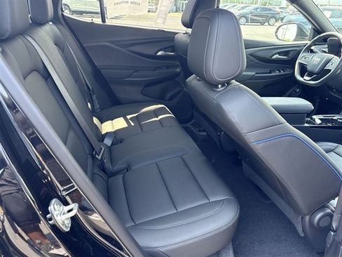 Certified 2024 Buick Envista Sport Touring w/ Convenience I Package FWD image 25