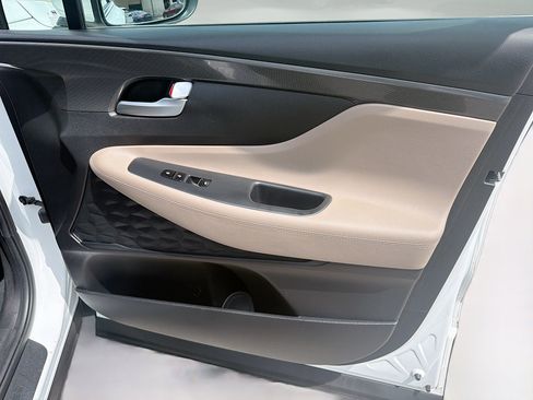 Used 2022 Hyundai Santa Fe SE FWD image 32