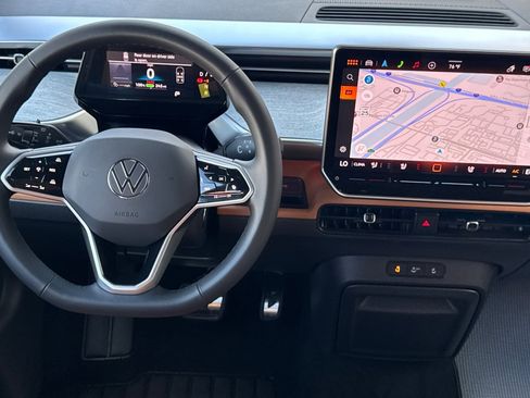 New 2025 Volkswagen ID. Buzz Pro S image 12