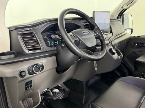Used 2022 Ford E-Transit Low Roof w/ Load Area Protection Package image 20