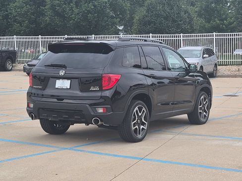 Used 2023 Honda Passport Elite image 6