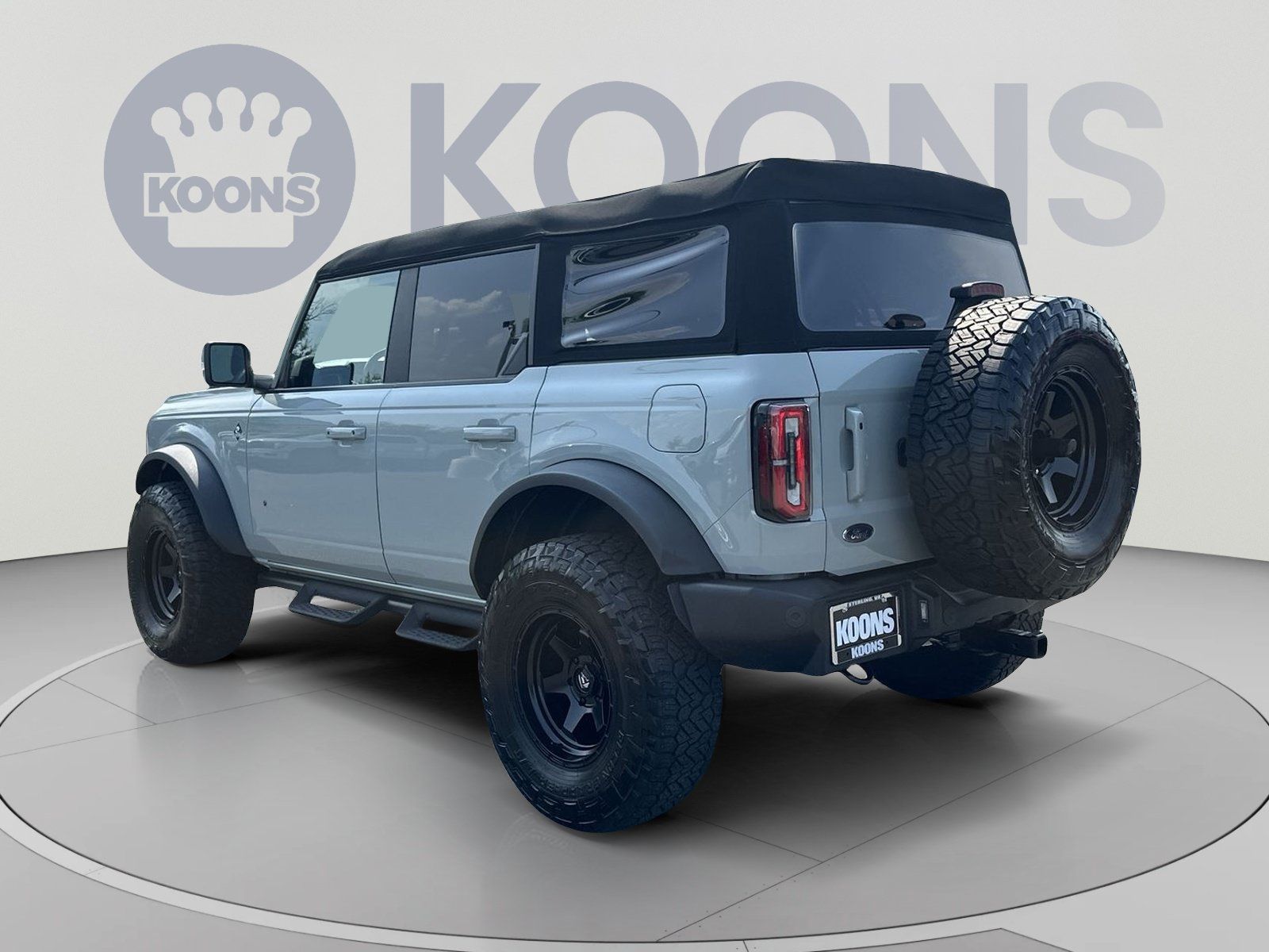 Used 2023 Ford Bronco Outer Banks w/ Sasquatch Package AWD/4WD image 8
