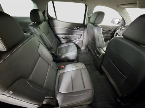 Used 2023 GMC Acadia SLT w/ Technology Package image 22