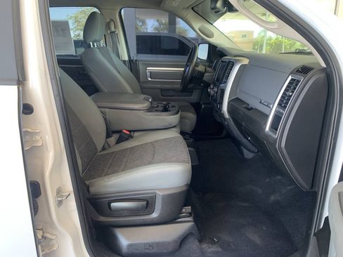 Used 2019 RAM 1500 Big Horn AWD/4WD image 7
