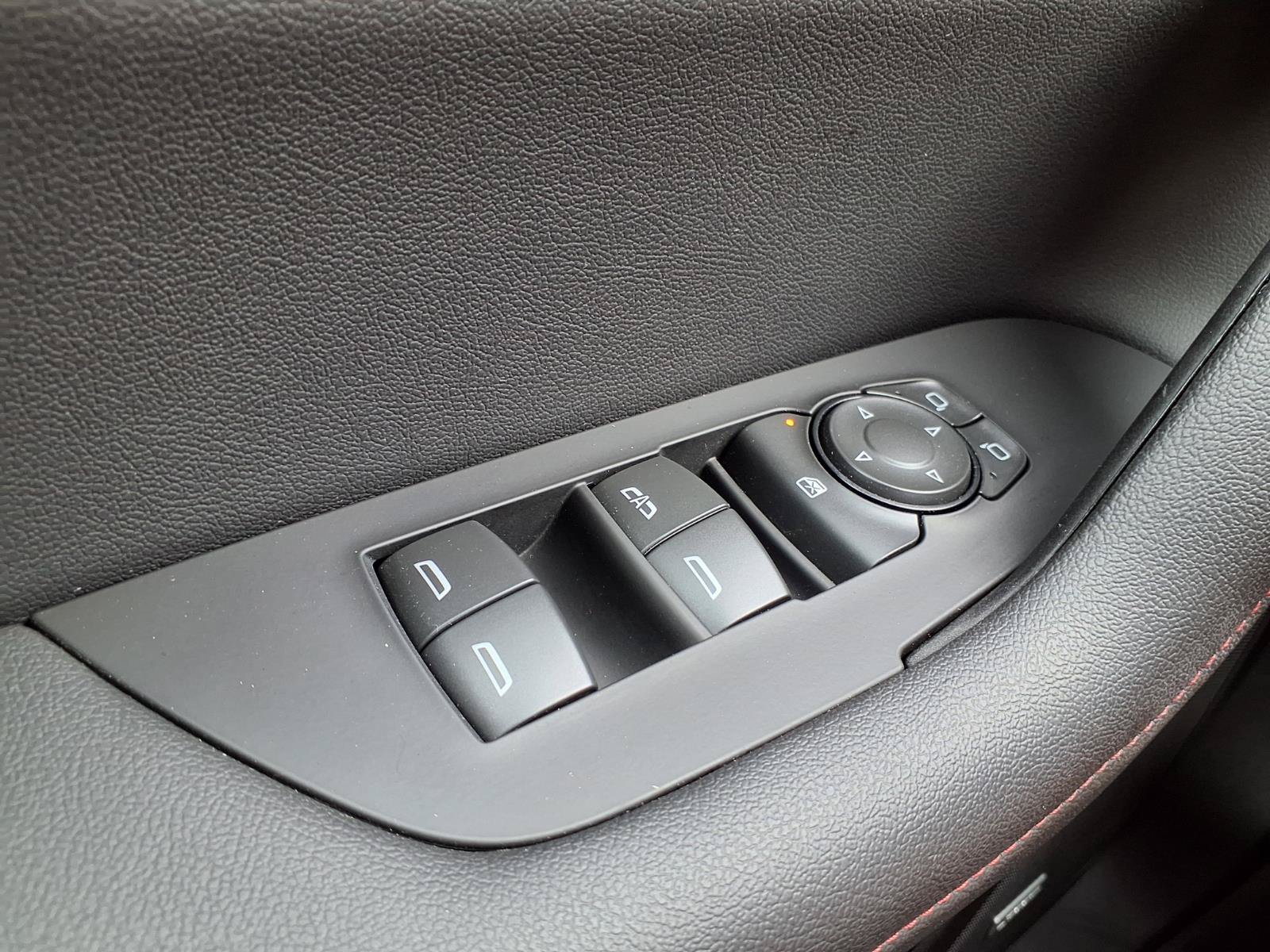 Used 2026 Chevrolet Blazer RS w/ Driver Confidence II Package FWD image 24