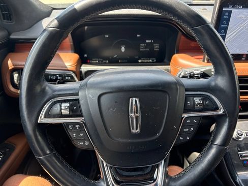 Used 2022 Lincoln Nautilus Reserve w/ Equipment Group 201A AWD/4WD image 23