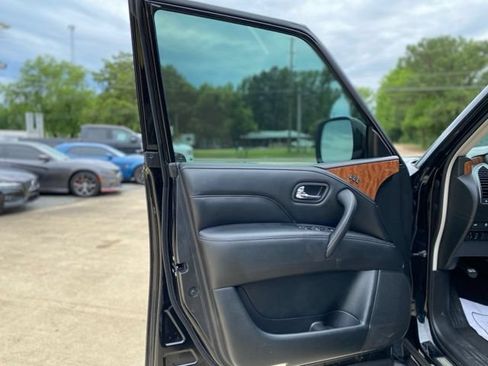 Used 2019 INFINITI QX80 Luxe RWD image 11