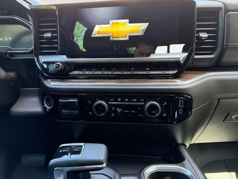 Used 2023 Chevrolet Silverado 1500 RST AWD/4WD image 11