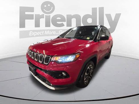 Used 2024 Jeep Compass Limited image 1
