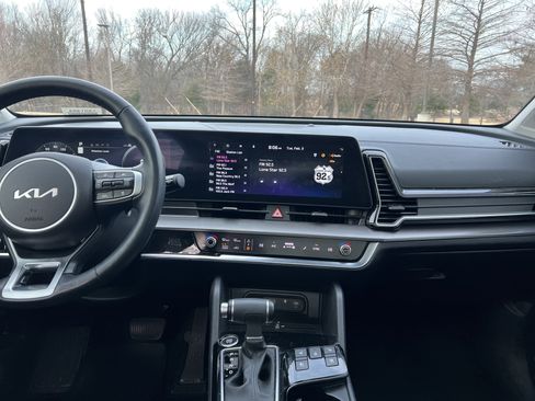 Used 2024 Kia Sportage SX image 29