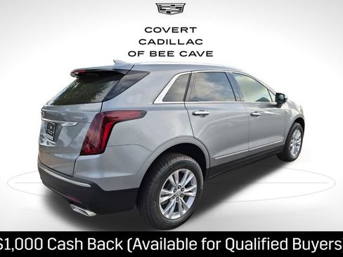 New 2026 Cadillac XT5 Luxury image 9