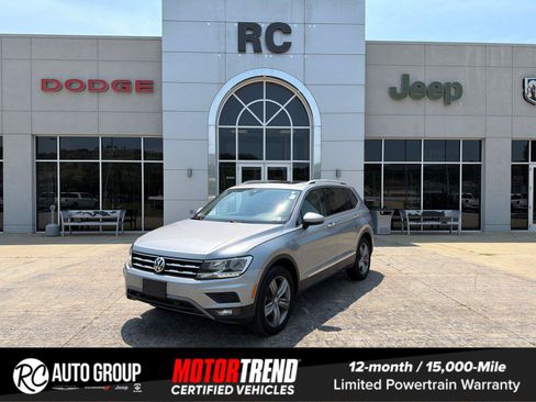 Used 2020 Volkswagen Tiguan SEL AWD/4WD image 1