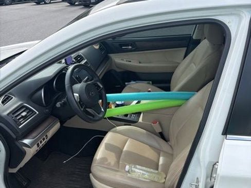 Used 2018 Subaru Outback 2.5i Limited AWD/4WD image 16