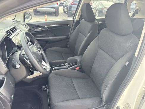 Used 2017 Honda Fit EX image 10