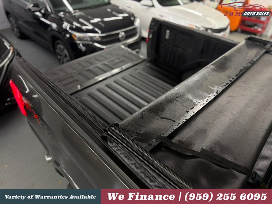 Used 2018 Ford F150 Lariat w/ Equipment Group 502A Luxury AWD/4WD image 15