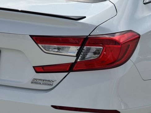 Used 2021 Honda Accord Sport Special Edition image 10