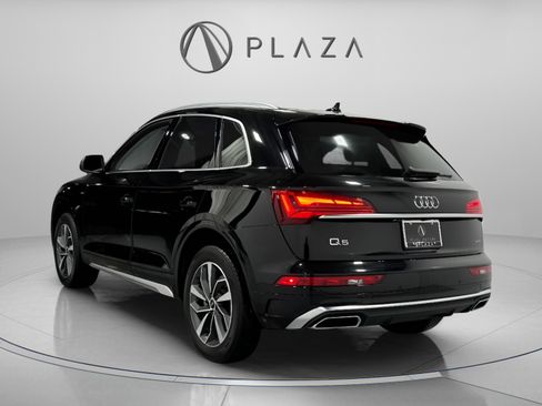 Certified 2023 Audi Q5 2.0T Premium w/ Convenience Package image 4