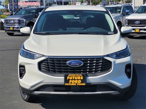 New 2025 Ford Escape SE image 3