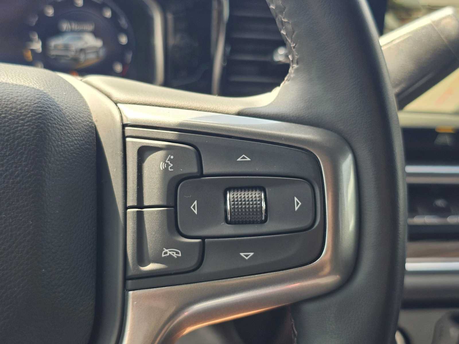 Used 2024 Chevrolet Silverado 1500 RST RWD image 31
