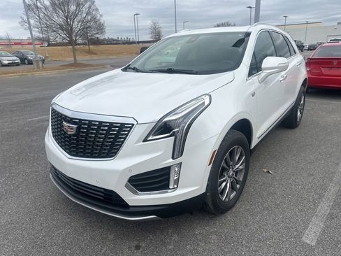Used 2021 Cadillac XT5 Premium Luxury w/ LPO, Floor Liner Package image 4