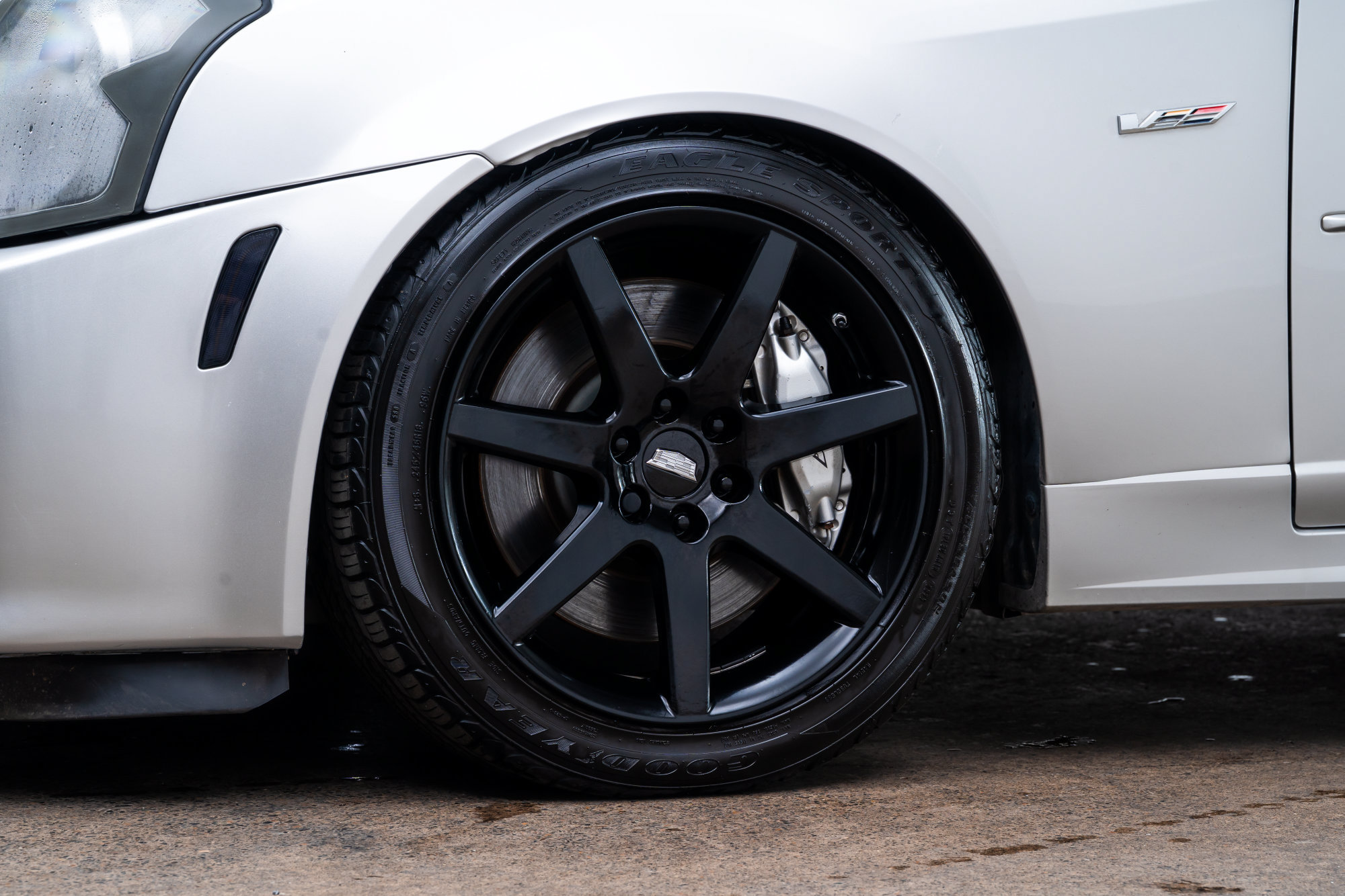 Used 2004 Cadillac CTS V RWD image 4