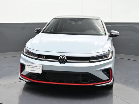Used 2026 Volkswagen Jetta GLI Autobahn FWD image 8