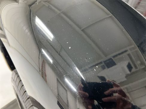 Used 2011 Ford F350 Lariat w/ Lariat Interior Pkg image 25