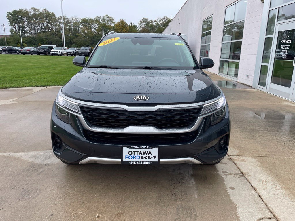 Used 2021 Kia Seltos EX AWD/4WD image 3
