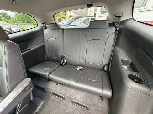 Used 2017 Buick Enclave Leather AWD/4WD image 25