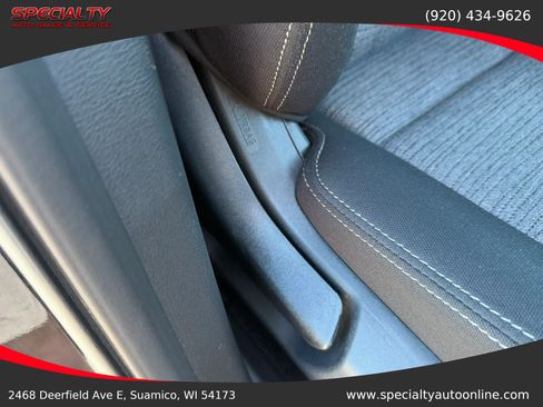Used 2023 Nissan Rogue SV AWD/4WD image 36