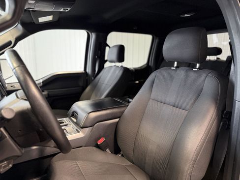 Used 2016 Ford F150 XLT w/ Equipment Group 302A Luxury image 10