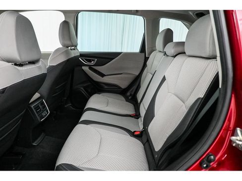 Used 2021 Subaru Forester Premium AWD/4WD image 28