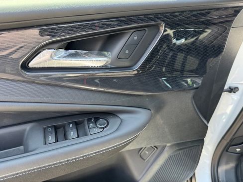 New 2025 Chevrolet Blazer EV LT image 28