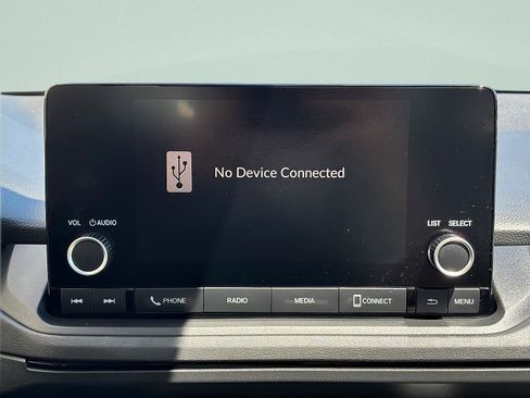 Used 2024 Honda Accord EX image 21