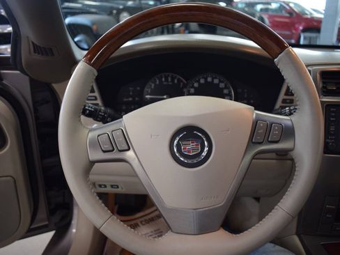 Used 2005 Cadillac XLR RWD image 70